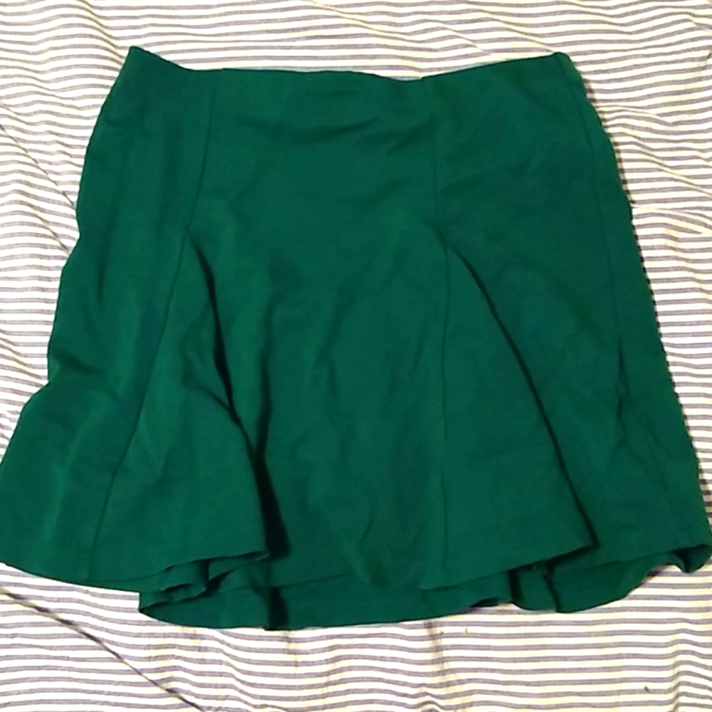 Forever 21 green skirt
